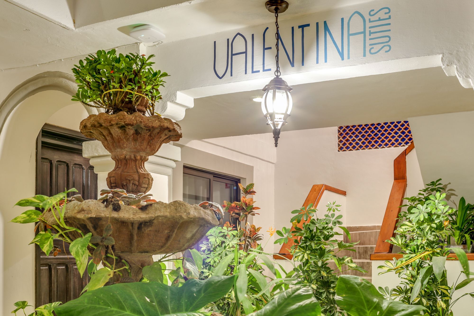 Casa Valentina By Flores *